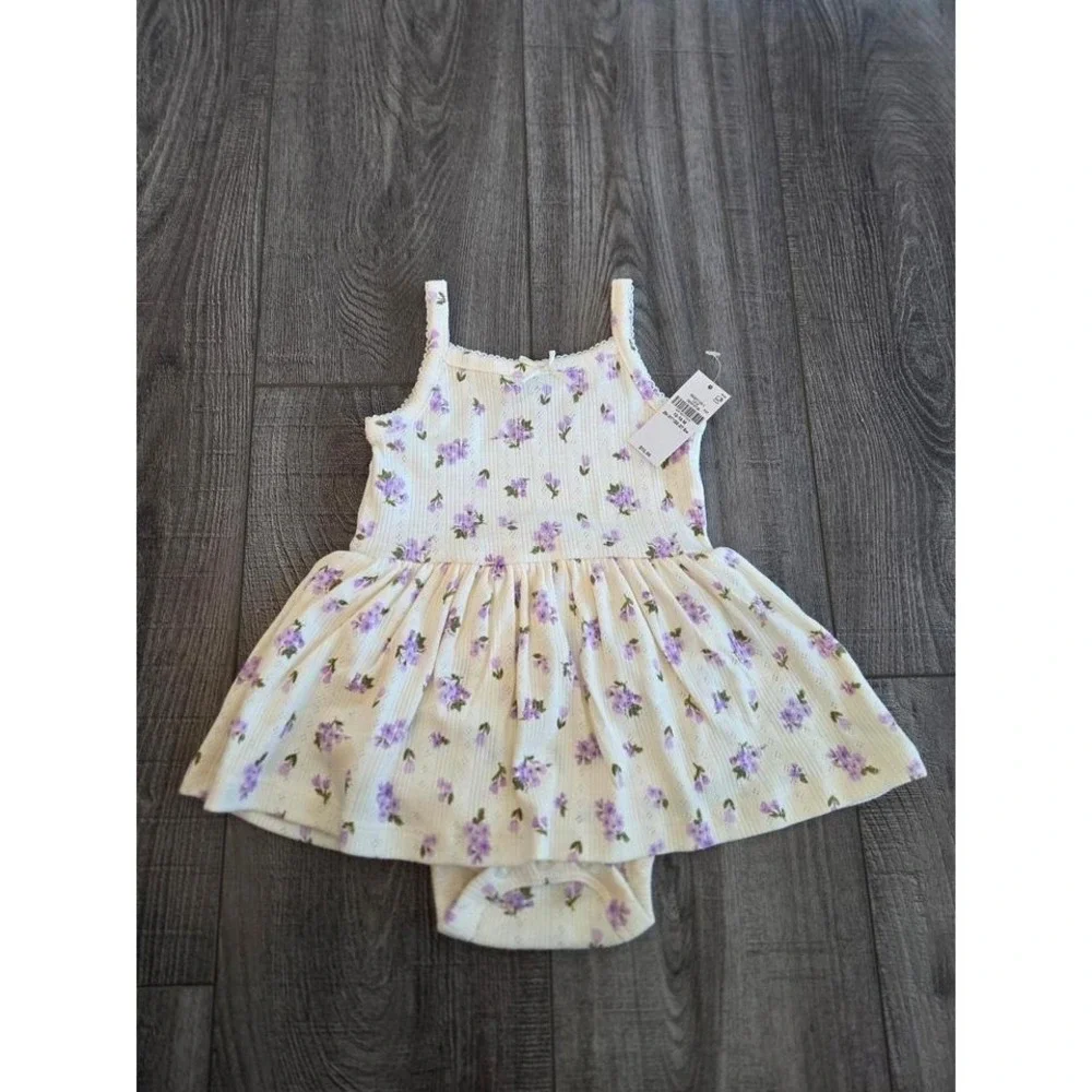 Old navy baby girl romper 12-18 mos‎
